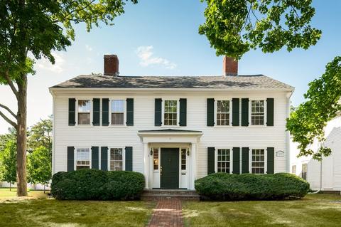 223 North St, Hingham, MA 02043 photo 2