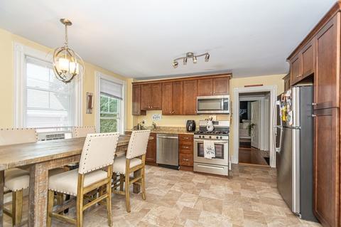72 Minot St, Reading, MA 01867 photo 3