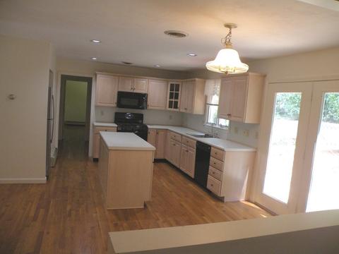 9 Windham Cir, Canton, MA 02021 photo 6