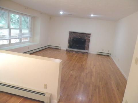 9 Windham Cir, Canton, MA 02021 photo 8