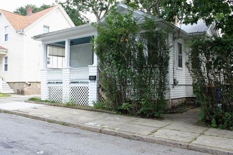 263 Garden St, Fall River, MA 02720 photo 4