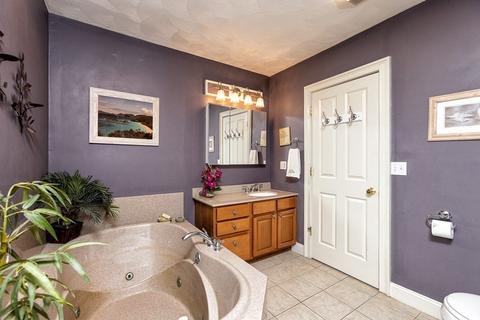 133 Wethersfield St, Rowley, MA 01969 photo 12