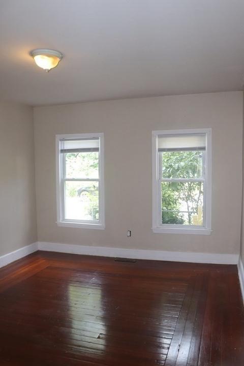 24 Tracy St, Springfield, MA 01104 photo 13