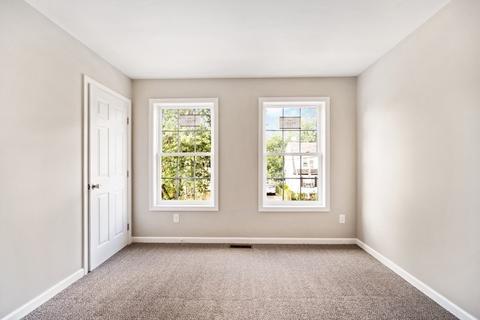 416 Nottingham St, Springfield, MA 01104 photo 14