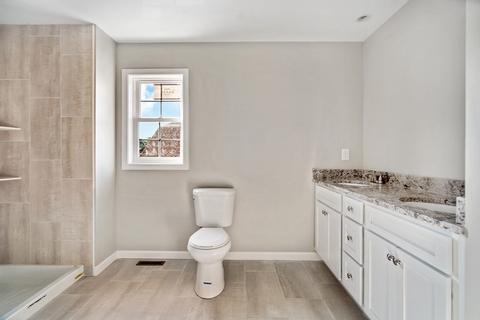 416 Nottingham St, Springfield, MA 01104 photo 17