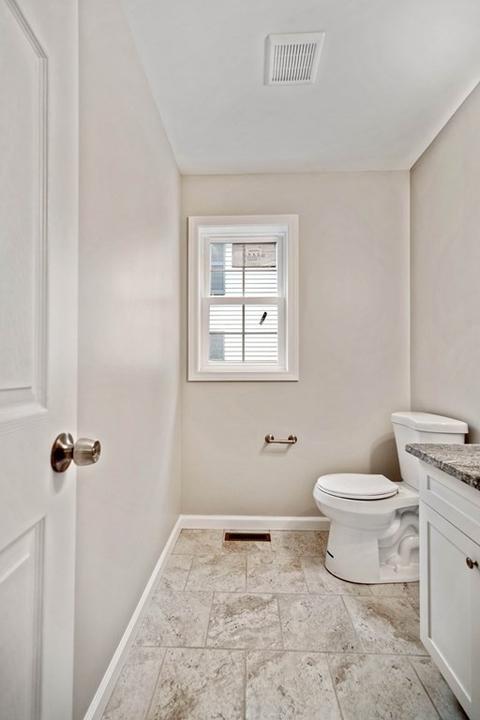 416 Nottingham St, Springfield, MA 01104 photo 12