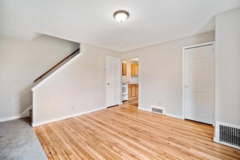 85 Putnam Cir, Springfield, MA 01104 photo 10