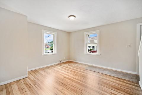 85 Putnam Cir, Springfield, MA 01104 photo 8