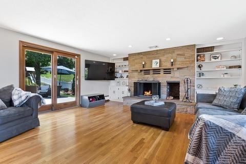 42 Mohawk St, Danvers, MA 01923 photo 16