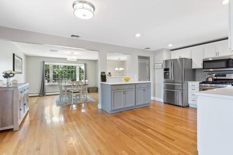 42 Mohawk St, Danvers, MA 01923 photo 10