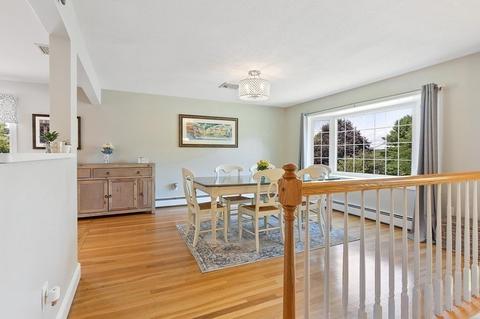 42 Mohawk St, Danvers, MA 01923 photo 5