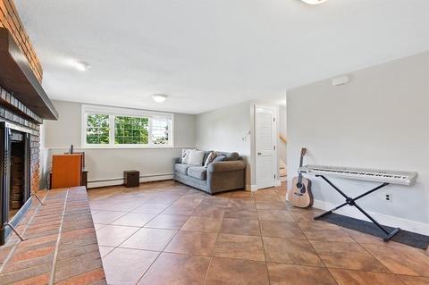 42 Mohawk St, Danvers, MA 01923 photo 32