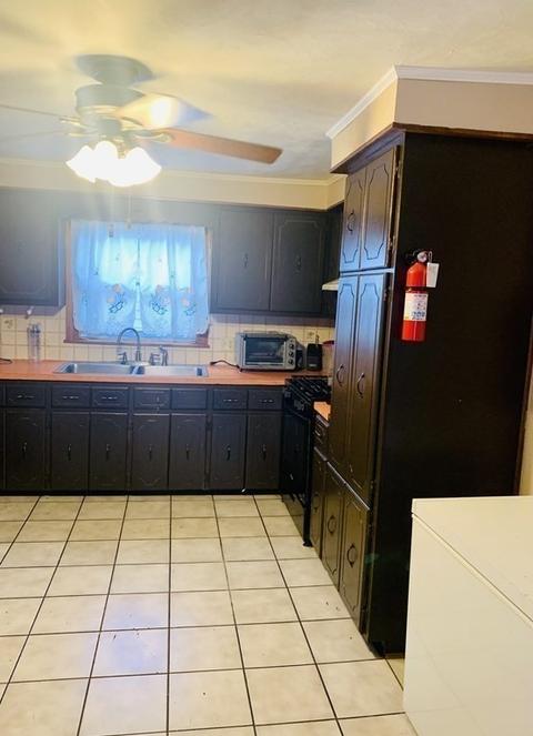 1552 Rodman St, Fall River, MA 02721 photo 5