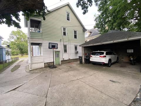8 Scott St, Springfield, MA 01108 photo 4