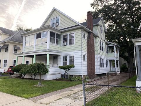 8 Scott St, Springfield, MA 01108 photo 3
