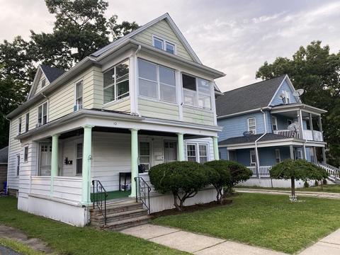 8 Scott St, Springfield, MA 01108 photo 2