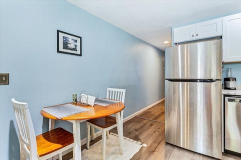 70 Cape Dr #4B, Mashpee, MA 02649 photo 9