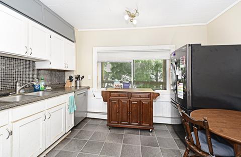 7 5th Ave, Webster, MA 01570 photo 11