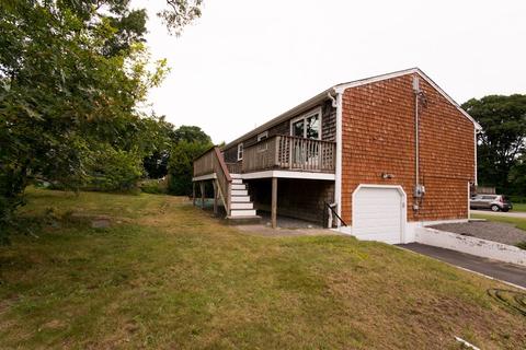 383 Nichols St, Fall River, MA 02720 photo 4