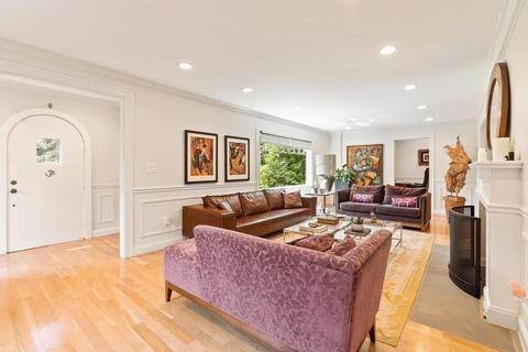 56 Clearwater Rd, Chestnut Hill, MA 02467 photo 11