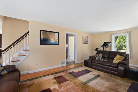 35 Devonshire Rd, Attleboro, MA 02703 photo 7