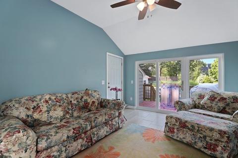 35 Devonshire Rd, Attleboro, MA 02703 photo 12