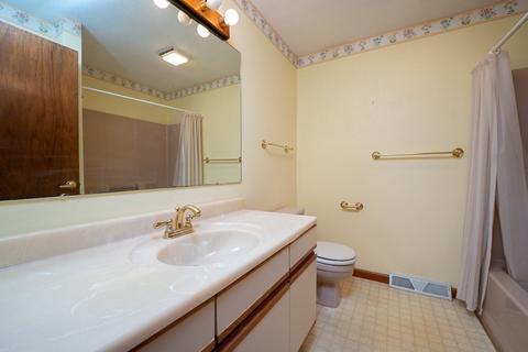 7 Ryan Cir, Springfield, MA 01128 photo 18