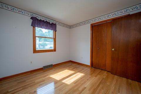 7 Ryan Cir, Springfield, MA 01128 photo 17