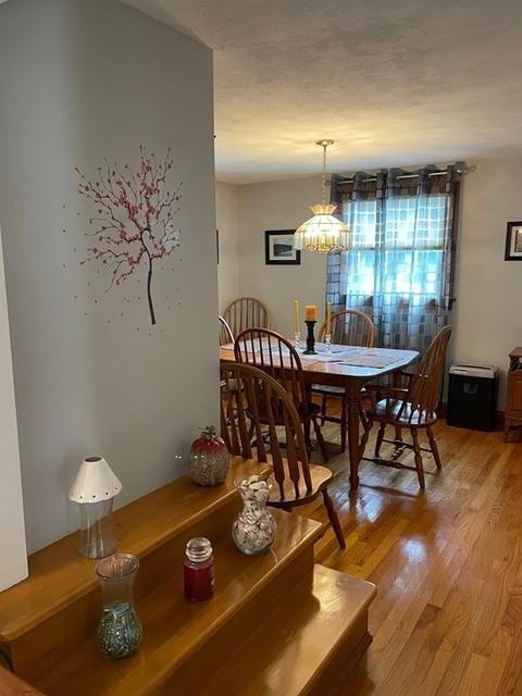 25 Helberg Rd, Springfield, MA 01128 photo 12