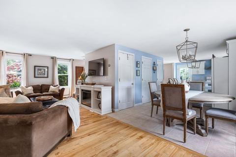 5 Brookside Dr, Douglas, MA 01516 photo 13