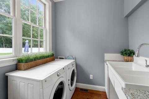 14 Francis Rd, Wellesley, MA 02482 photo 19
