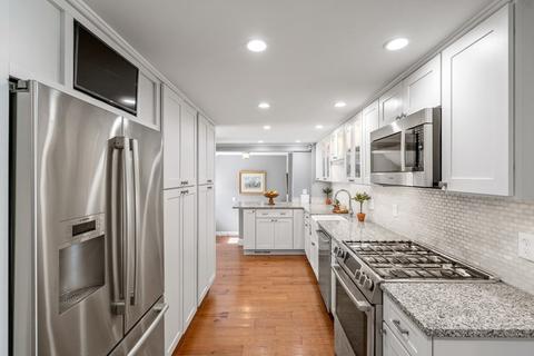 14 Francis Rd, Wellesley, MA 02482 photo 11