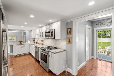 14 Francis Rd, Wellesley, MA 02482 photo 10