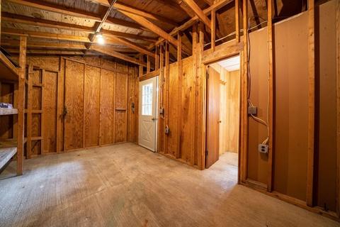 8 Pinewood Dr, Webster, MA 01570 photo 34