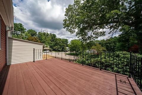 8 Pinewood Dr, Webster, MA 01570 photo 37