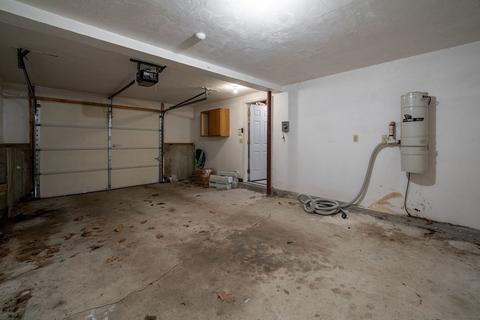 75 King Philip Rd, Worcester, MA 01606 photo 15