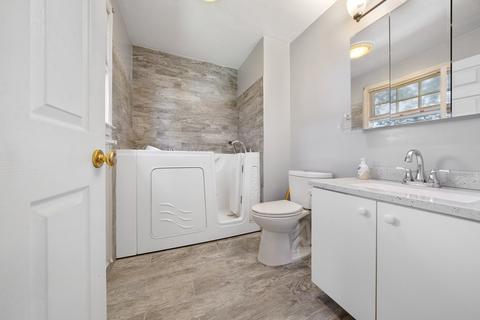 75 King Philip Rd, Worcester, MA 01606 photo 25