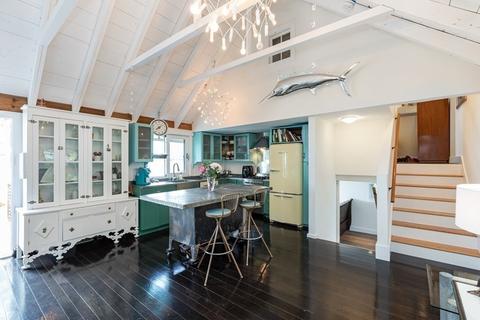 37 Seconsett Point Rd, Mashpee, MA 02649 photo 9