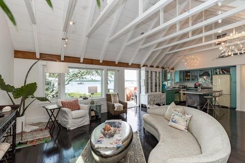 37 Seconsett Point Rd, Mashpee, MA 02649 photo 6