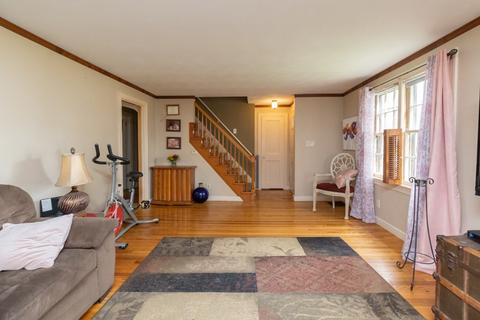 28 Spence St, Chicopee, MA 01020 photo 14