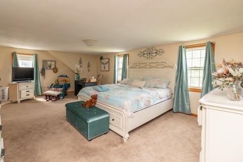 28 Spence St, Chicopee, MA 01020 photo 25