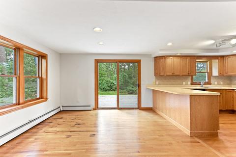 155 James Cir, Mashpee, MA 02649 photo 7