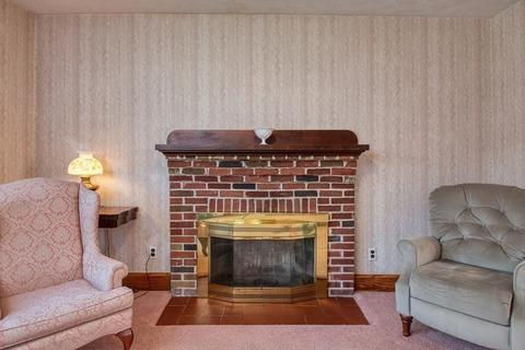 46 Park Ave, Webster, MA 01570 photo 6