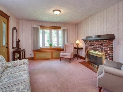 46 Park Ave, Webster, MA 01570 photo 5