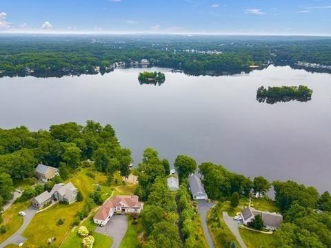 175 Elysium St, Wrentham, MA 02093 photo 3