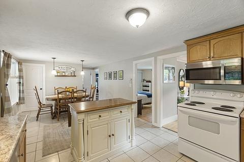 25 Warren Rd, Townsend, MA 01469 photo 9