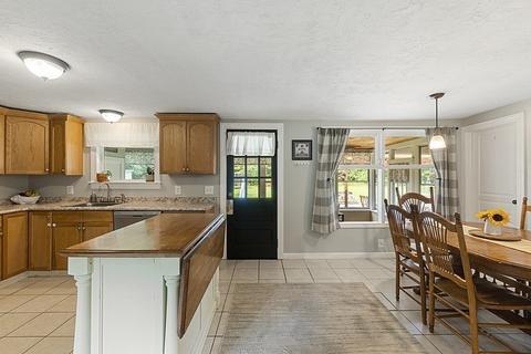25 Warren Rd, Townsend, MA 01469 photo 12
