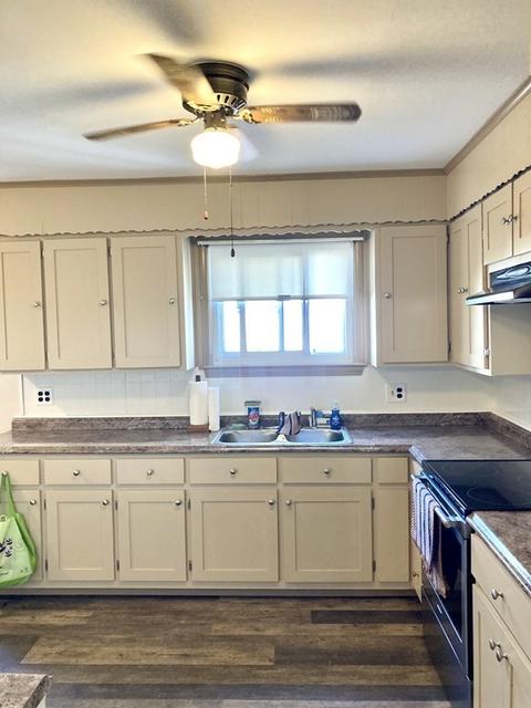 34 Morton St, Fall River, MA 02720 photo 3