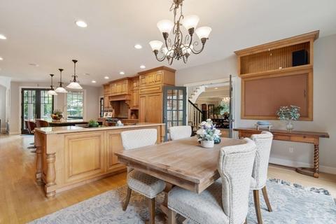 264 Edgewater Dr, Needham, MA 02492 photo 11