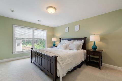 264 Edgewater Dr, Needham, MA 02492 photo 30